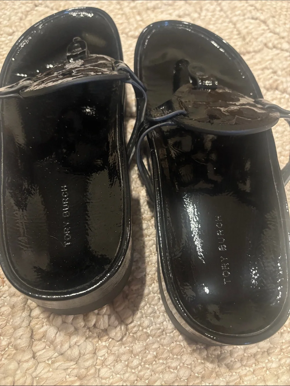 Tory Burch miller lug Black Patent Logo Thong Sandals